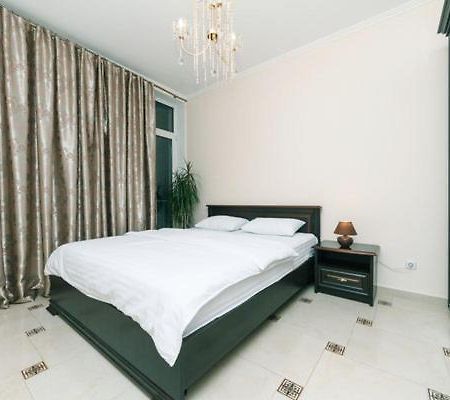 Lux Apartment, Comfort Town, Kyiv Exterior photo